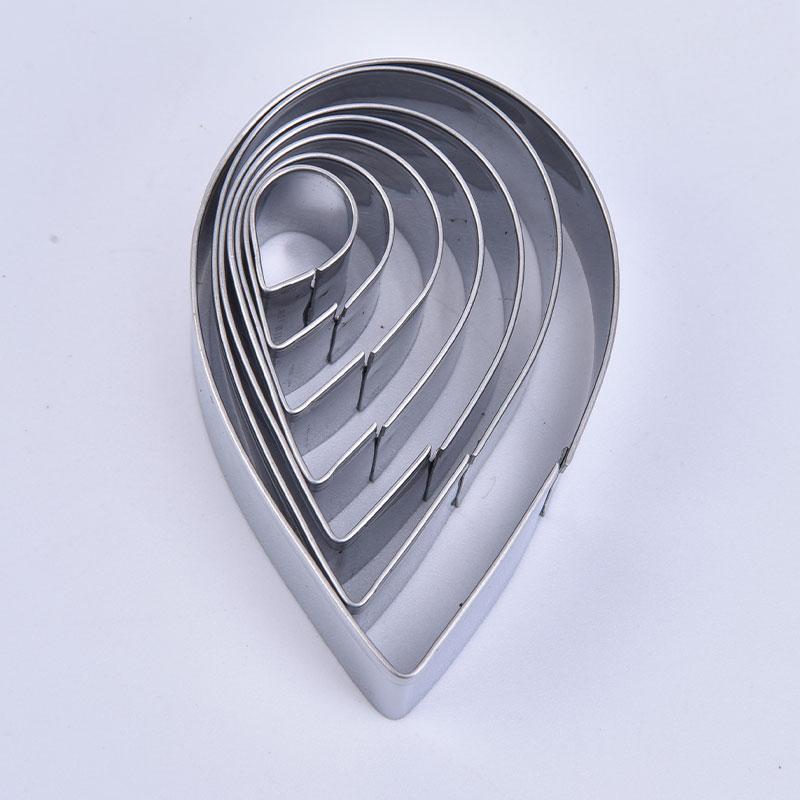 Lot de 7 moules en forme de cœur et de fleur en acier inoxydable pour gâteau