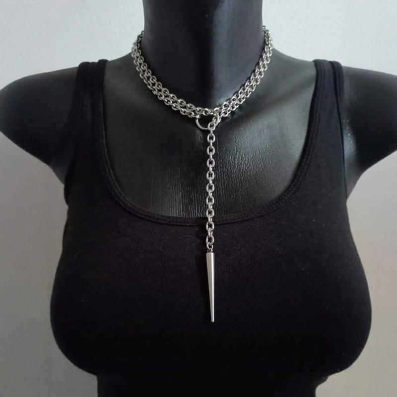 Geometric Statement Necklace Zinc Alloy Gothic Pendant Neckchain For Bold Fashion Look And Everyday Wear
