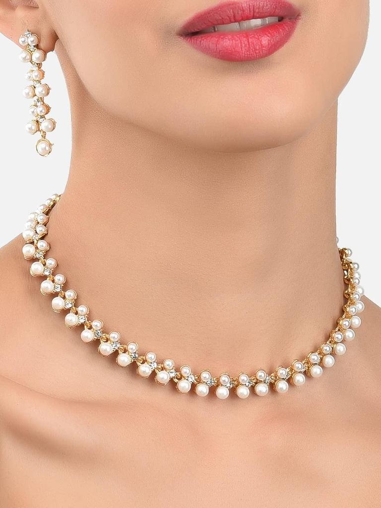 Contemporary Look Pearls Choker Jewellery Set For Women