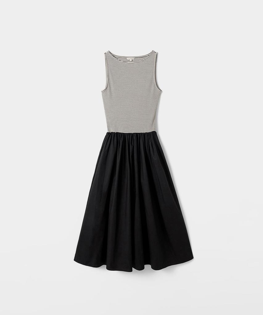 Poyueoaijeuonli Tia Shirring Maxi Dress (Black Stripe)