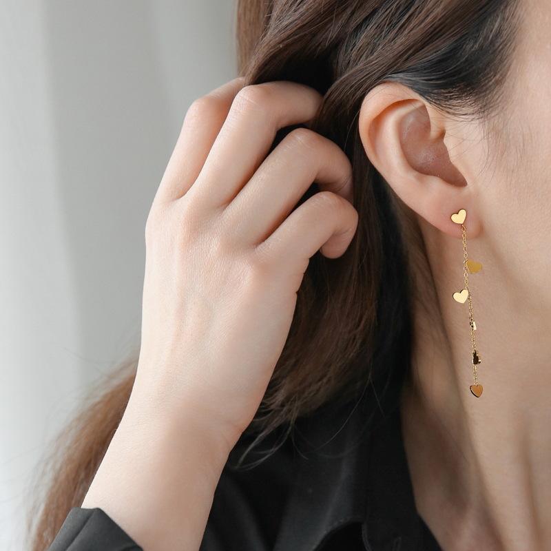 Light Luxury Simple Love Heart Long Fringed Earrings Personalized Fashion Niche Stud Earrings