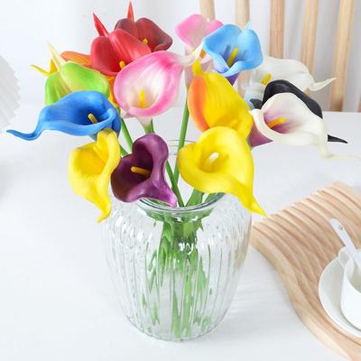 8 Stück Künstliche Calla-Lilien Blumen Echte Haptik Kunstblumen Deko Zuhause Büro Hochzeitsdekorationen Tafelaufsätze Strauß-Arrangement