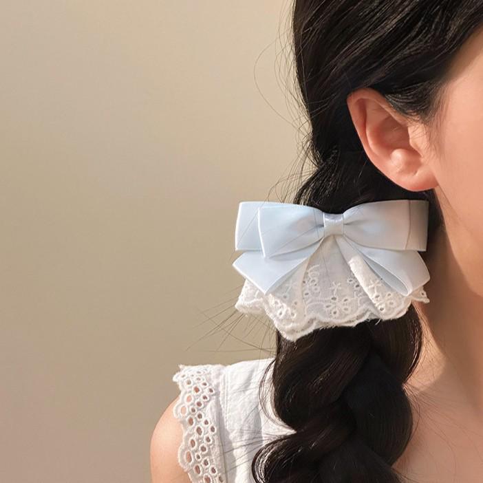 Enchanting Lily Flower Hair Clip: Elegant Shark Clip for Updos