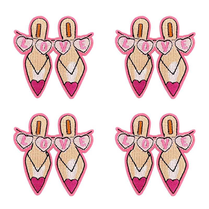 10PCS/lots Valentine's Day Embroidered Patches Pink Love Heart Patch Iron On Patches For Clothing Holiday Decoration Gift DIY