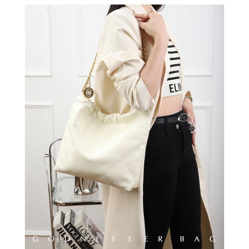 New Large-capacity First-layer Cowhide Gold Coin Bucket Bag, Genuine Leather Pleated Chain, Shoulder Bag, Fashion Garbage Bag, Bag.