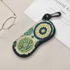 2D-Bohemian Mandala Pattern Protective Sunglasses Case, Vintage Floral Print Eyeglasses Storage Pouch, Portable Soft Eyewear Holder for Travel and Dai