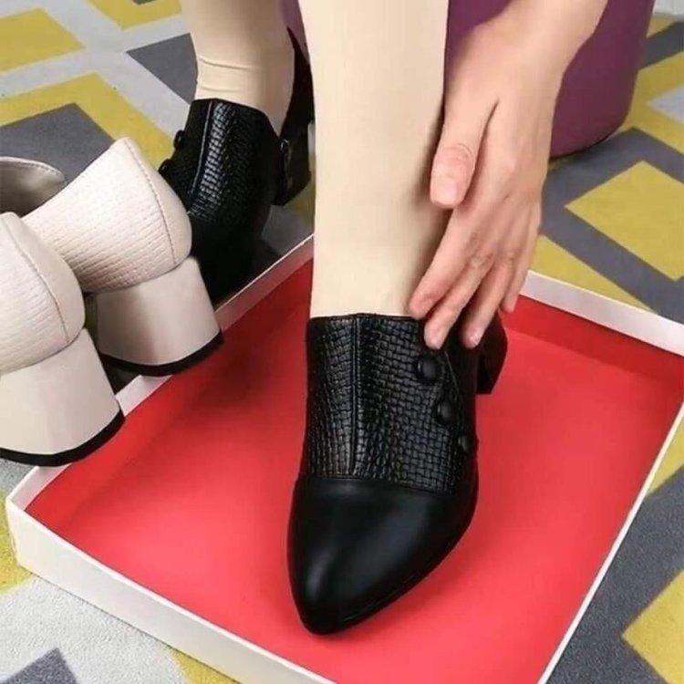 Spring and Autumn thick heels women's shoes pointed buttons plaid comfortable shallow mouth fashion work shoes