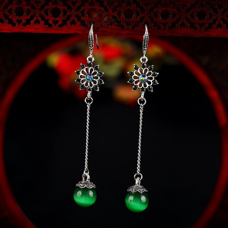 

Ретро длинные серьги с характером, серьги с бахромой из опала, простые и универсальные женские старинные серьги, инкрустированные бриллиантами.