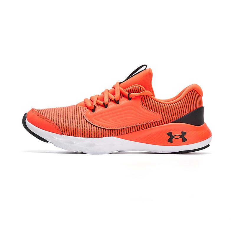 

Кроссовки Under Armour Charged Vantage 2 GS Bolt Red Black Kids 3024983-601