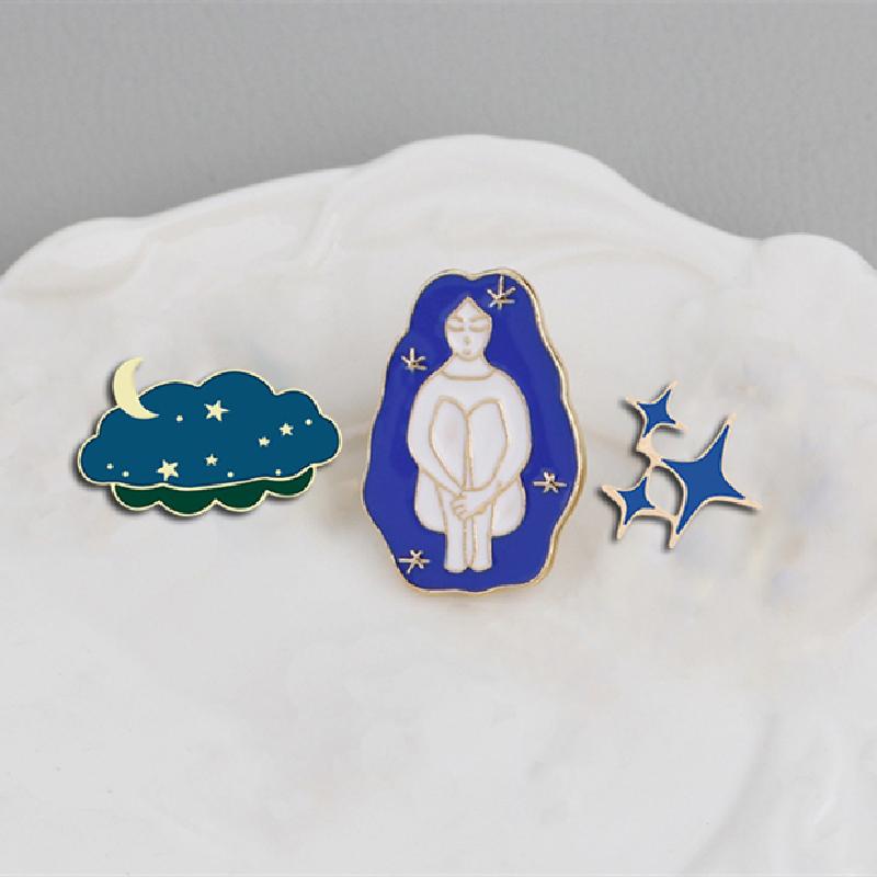 Cute Rainbow Blue Cloud Star Enamel Brooches Dream Girl Asteroids Lightning Lapel Pins Custom Weather Jacket Badge Jewelry Gifts