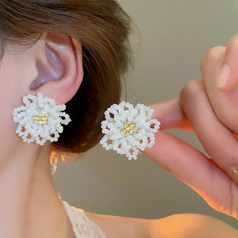 Silver Needle Super Fairy Elegant Bow Flower Stud Earrings French Light Luxury Earrings Literary Style Sweet Versatile Earrings