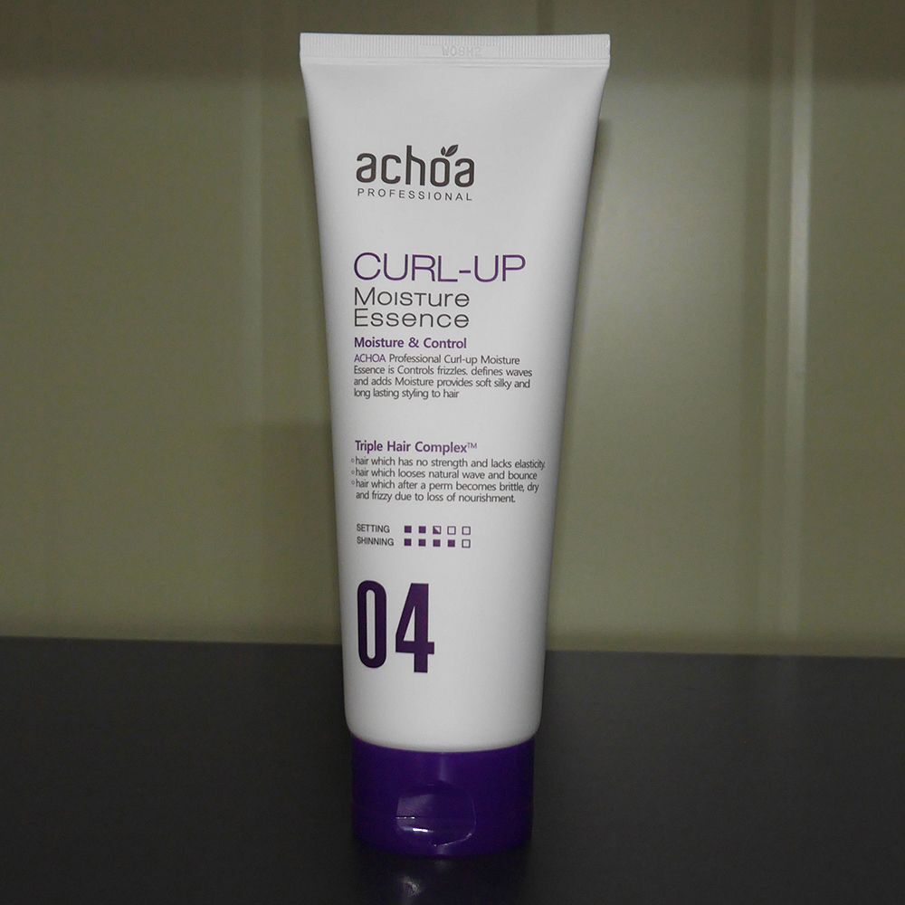 

Aqua OQDAXPOE Moisture Ingredient Smooth Hair Essence 200ml