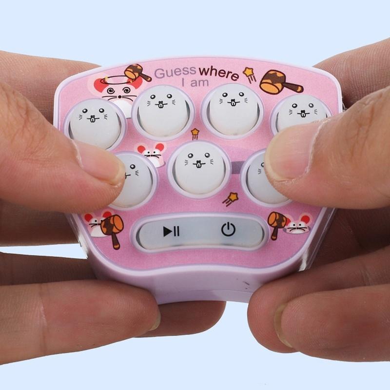 Whac-A-Mole Mini Handheld-Spielekonsole Cartoon Elektronisches Leuchtendes Finger-Trainings-Stressabbau-Spielzeug Mini-Schlüsselanhänger Mini-Auto Penda