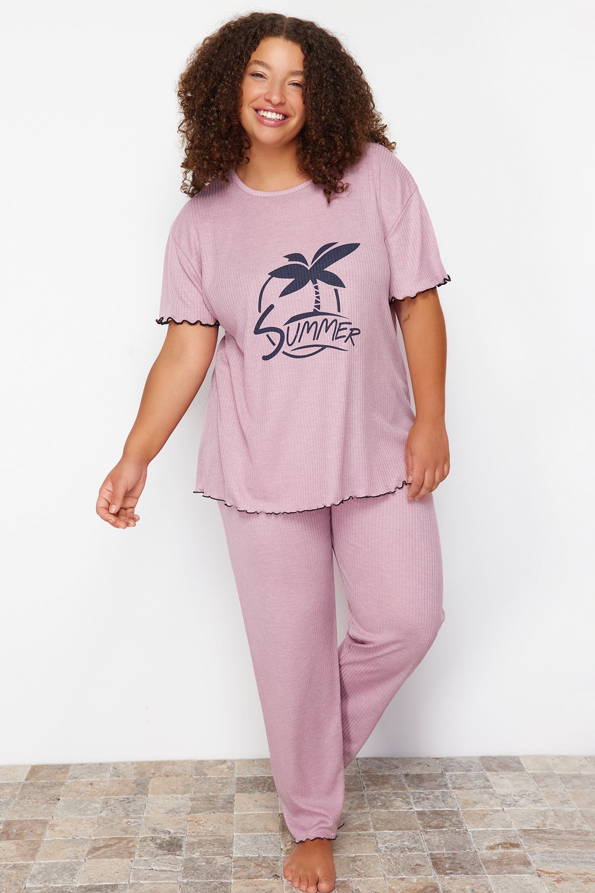 

Женский трикотажный пижамный комплект больших размеров с надписью «Сушеная роза»