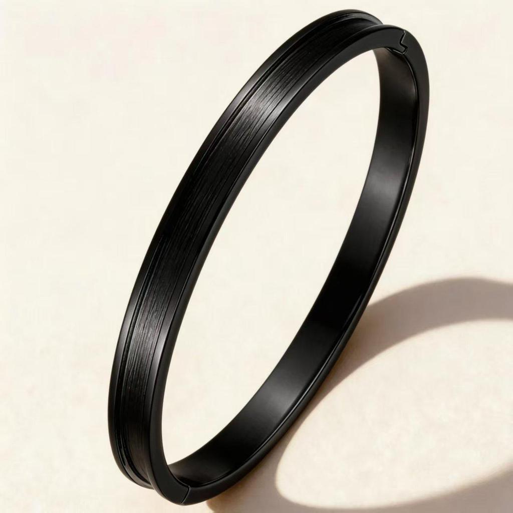 Elegant 4MM Open Titanium Steel Bracelet - Available In 3 Colors, Customizable with Laser Engraving
