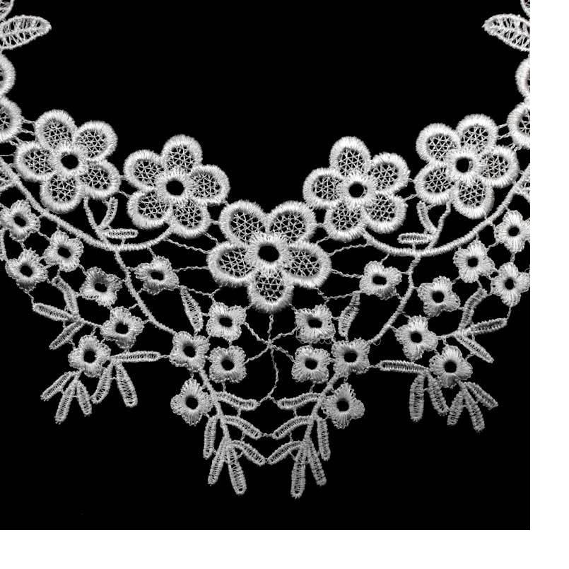 2PCS Water-soluble Lace Embroidery Hollow Corsage Collar Flower DIY Fake Collar Lace Accessories Wedding Dress Collar Decoration