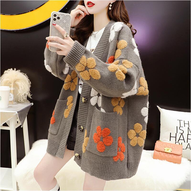 Autumn Women's Sweater Short Outer Loose Knit Cardigan Jacket Women's Tops Autumn and Winter V Neck Comfortable Versatile and Fashionable