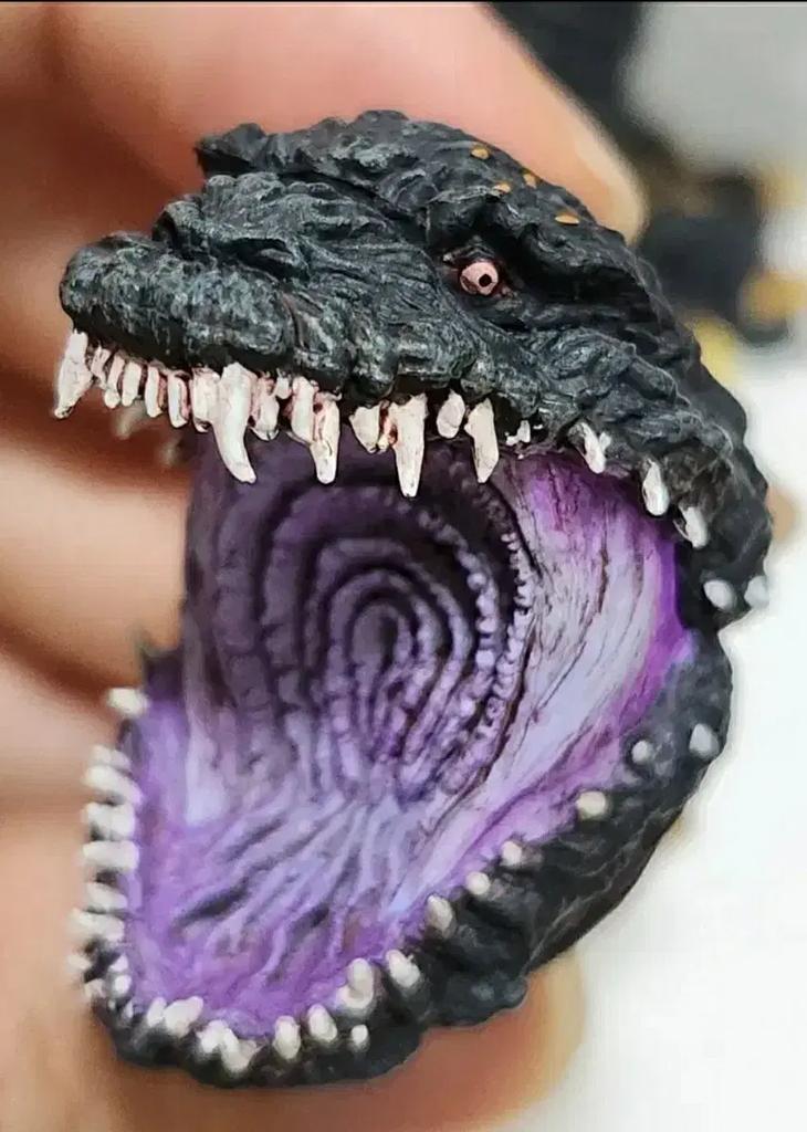 2016 Neue Godzilla 30cm Figur zum Verkauf Gebraucht