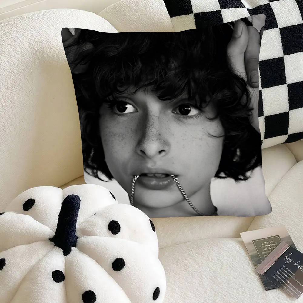 Schauspieler Finn Wolfhard Kissenbezug Mode Quadratischer Kissenbezug Schlafzimmer Sofa Raum Ins Dekoration Freizeit