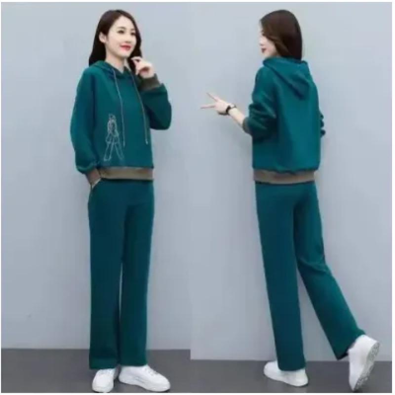 2025 Spring & Fall Loose Fit Slimming Casual Sports Suit – Fashion-Forward, Age-Defying, and Trendy