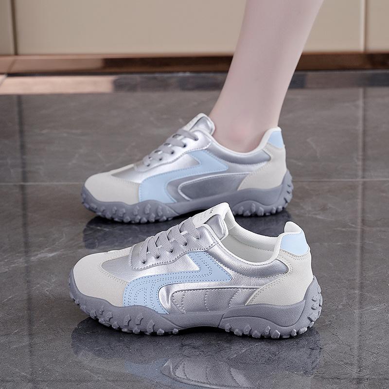 

Women s casual shoes autumn version Forrest training shoes soft sole white shoes flat heel new board shoes 40