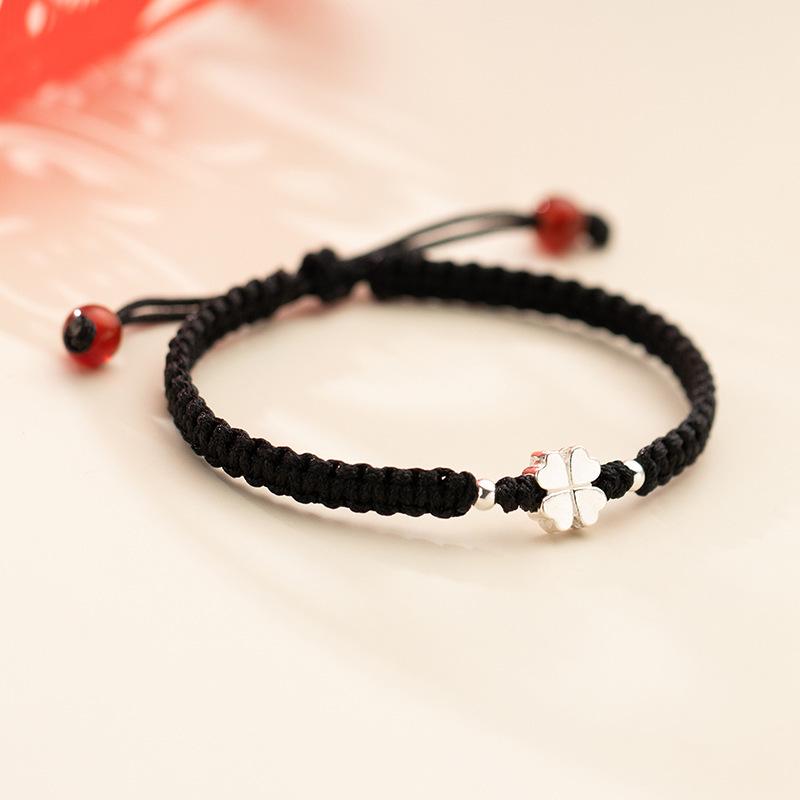 Four-Leaf Clover College Exam Luck Bracelet - Red Woven DIY Hand Rope for Women & Best Friends.