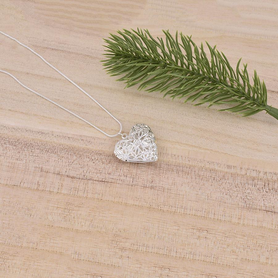 West Lake Beauty Necklace Love Carving Pentagram Open Box Pendant Thin Chain Snake Chain Women'S Jewelry