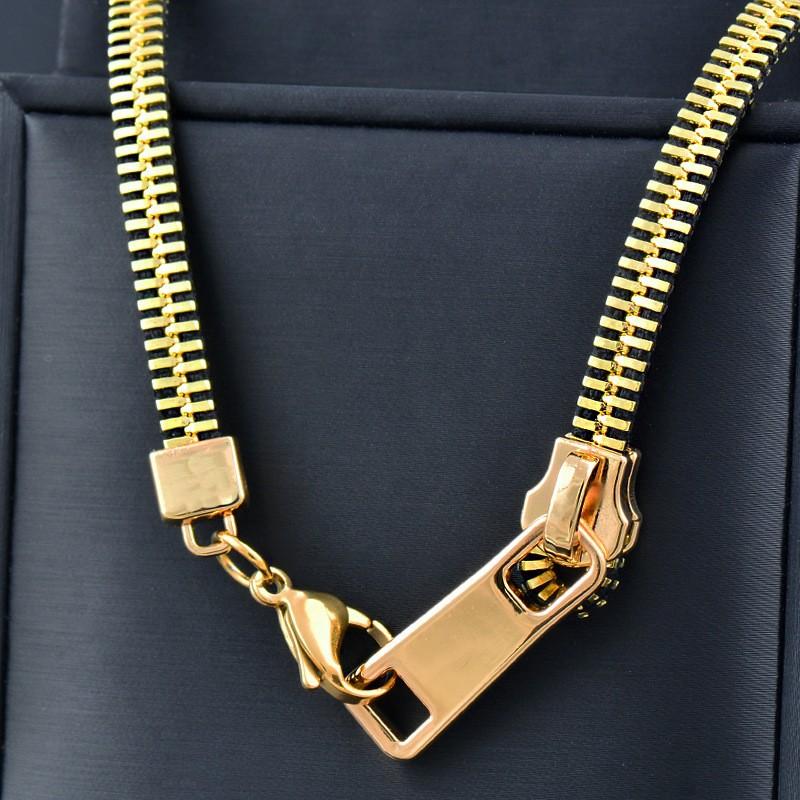 

Титановое ожерелье с подвеской-молнией из титановой стали