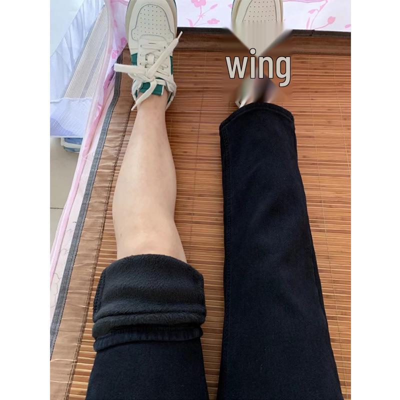 

Women s Plus Size High-Waisted Straight-Leg Jeans - Slimming, Elastic for Autumn/Winter S