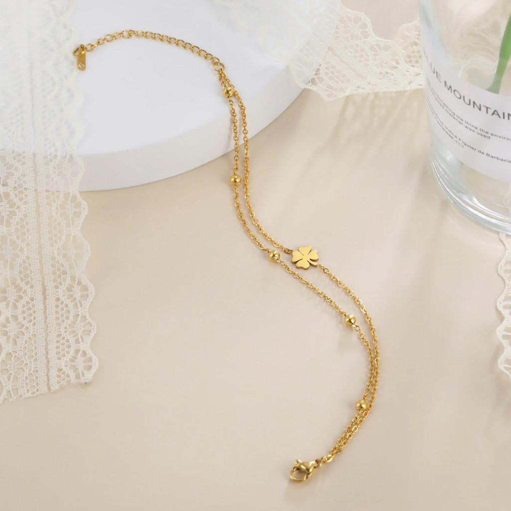 A Light Luxury and High-end Four Leaf Clover Double-layer Bracelet, Adorned with Lucky Grass Bracelets and Beads, A Versatile Accessory