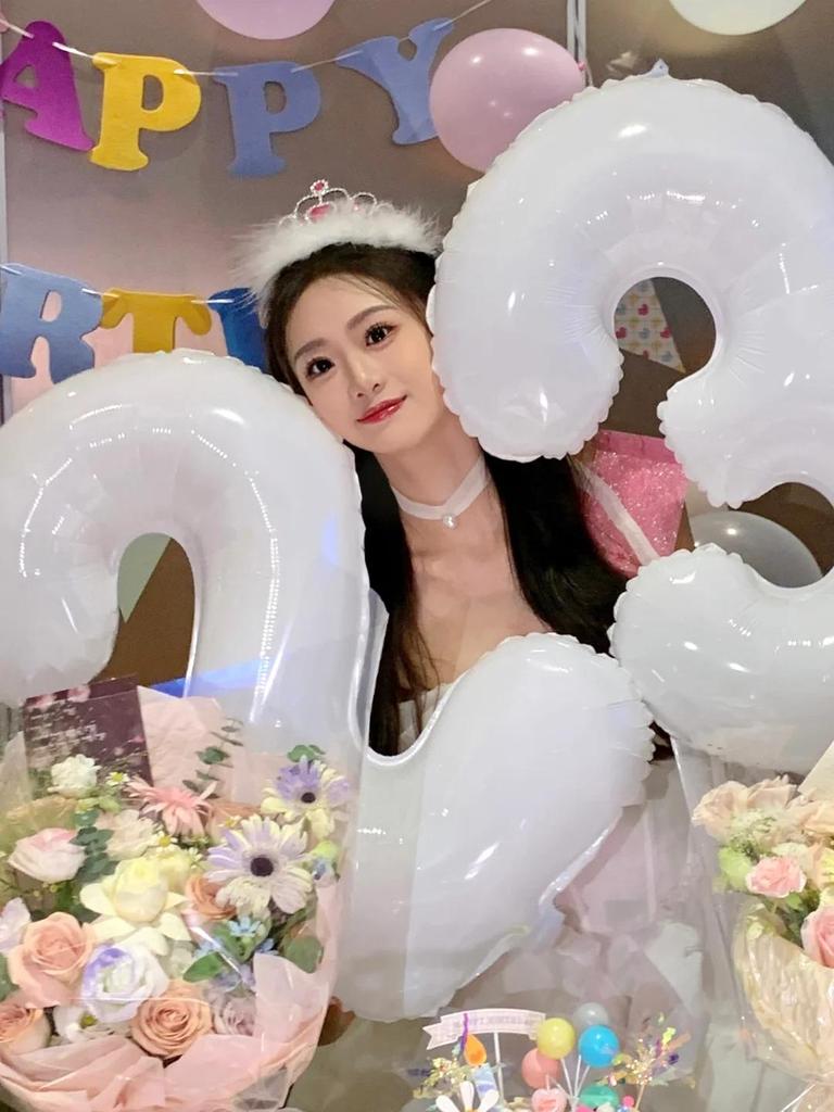 Ins-Style Macaron Happy Birthday Banner for Girls' Party Decor