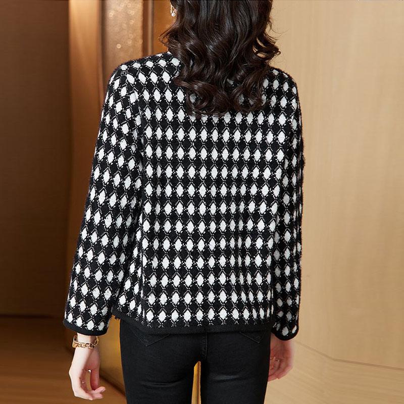 Casual Coat Cardigan Female 2023 Early Spring Long Sleeve Women Knitted Cardigan Round Neck Loose Short Coat Cardigan Female Top