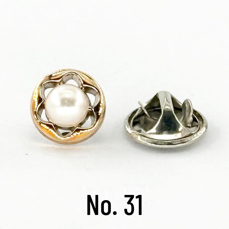 Detachable Invisible Cute Buckle for Sweaters and Shirts