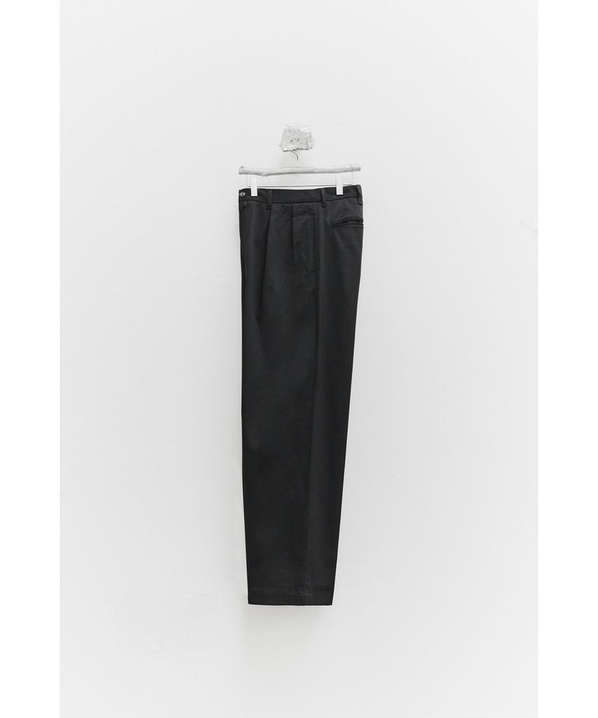 YOUTH 2-Pleated Chino Pants - Black
