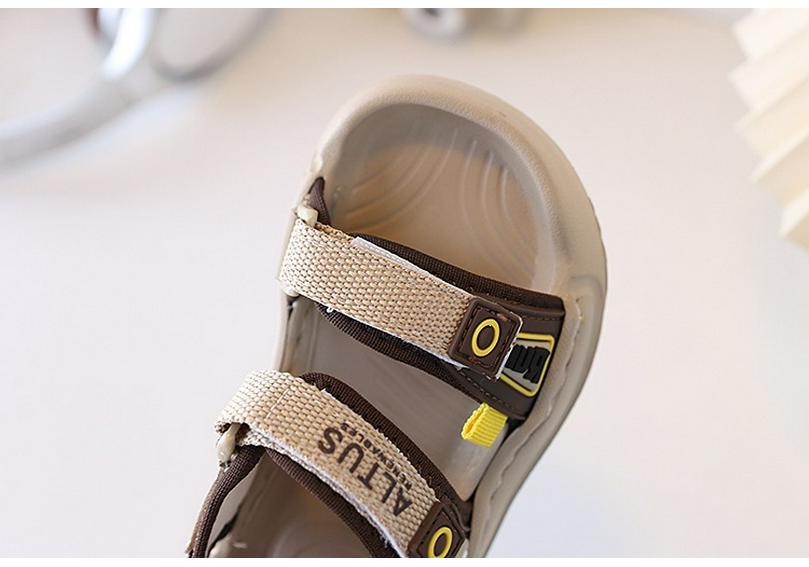 2026 Summer Korean-Style Non-Slip Soft Sole Sandals for Toddlers & Kids - Waterproof Beach Shoes