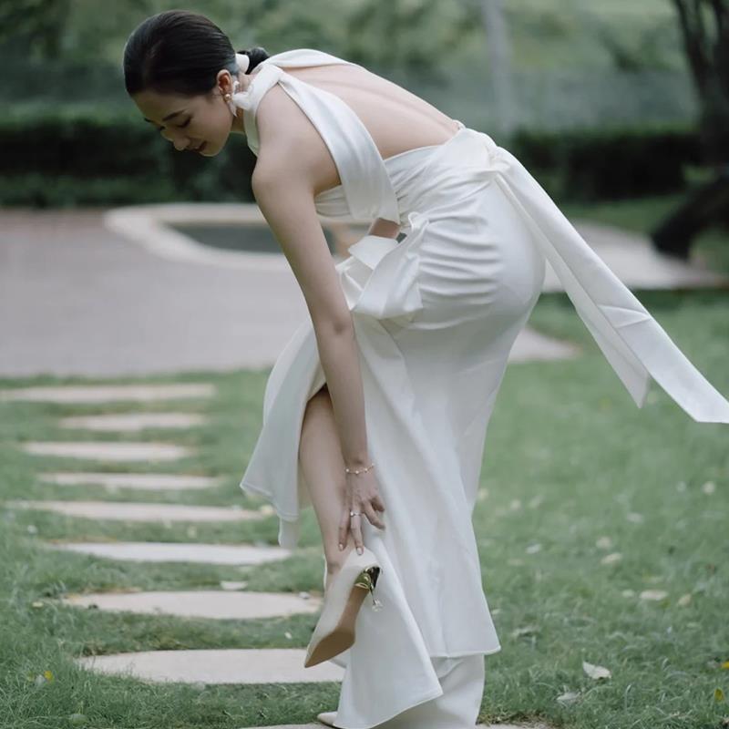 French retro satin light wedding dress new bridal backless simple atmospheric neck dress super fairy go out dress