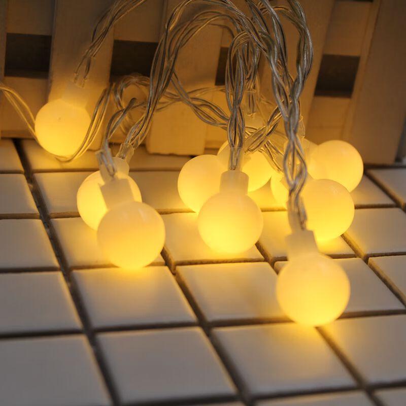 

Christmas Snowflake Ball String Lights with Remote