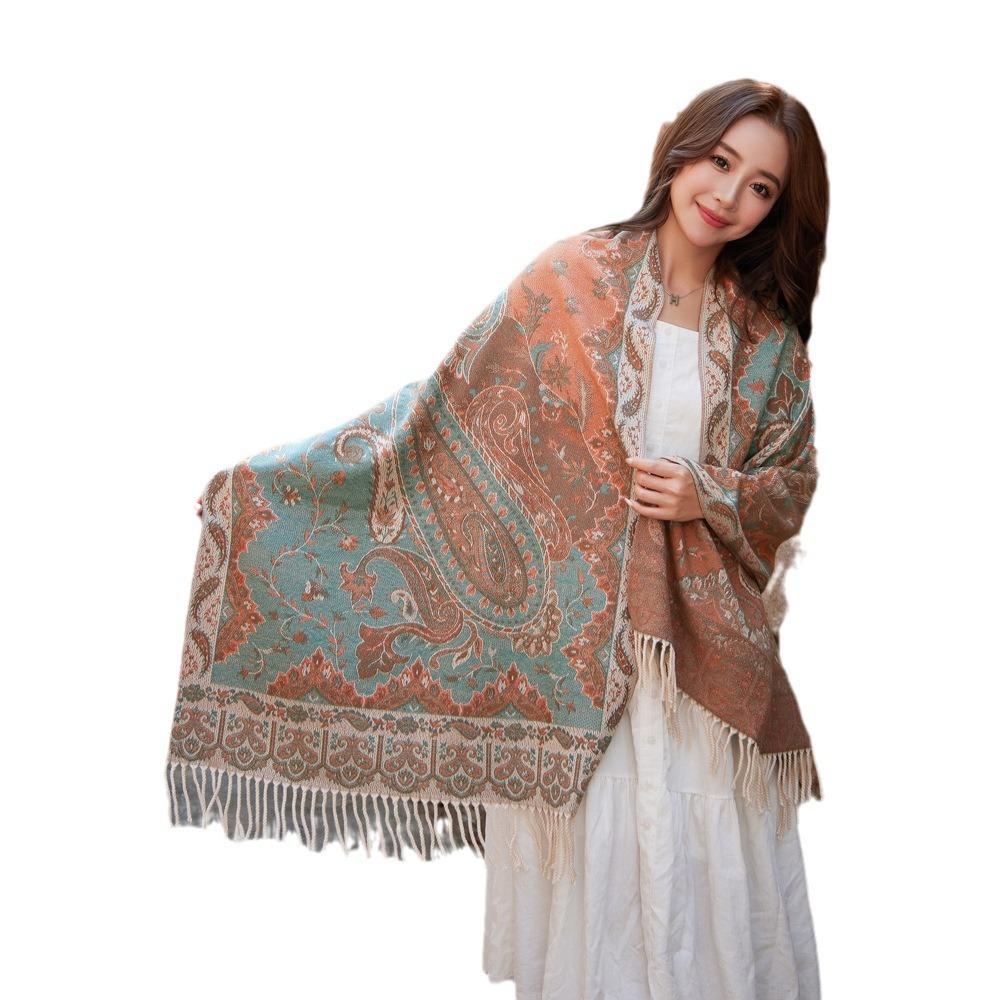 New women's scarf in bohemian style, suitable for travel in Yunnan and Dali, faux cashmere shawl, artistic and auspicious paisley cape