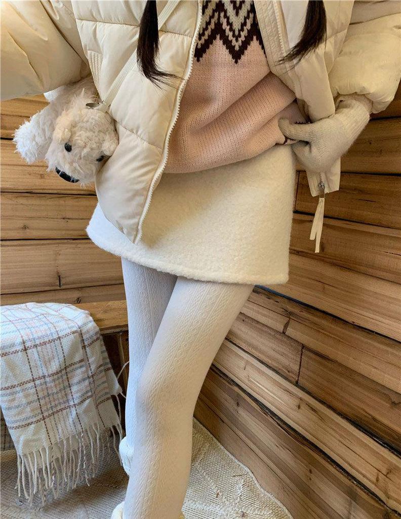 Lambswool Plush Women's A-Line Bodycon Mini Skirt - Autumn Winter 2025