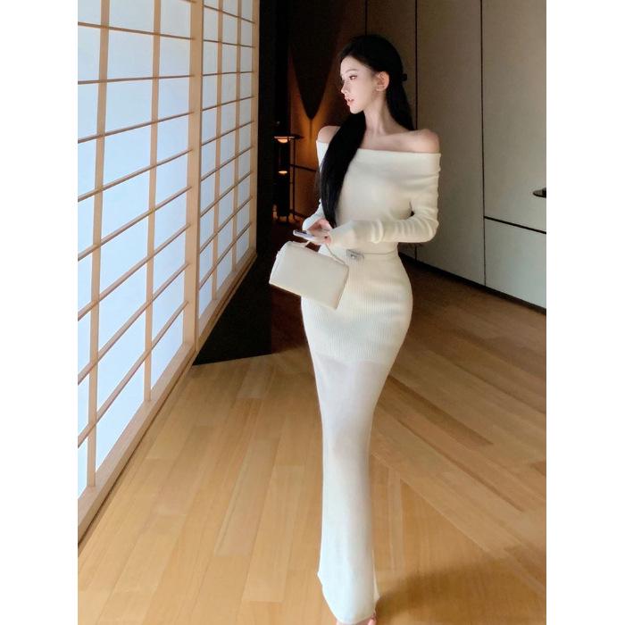 

One-Shoulder Apricot Long-Sleeve Knit Dress for Women with Cinched Waist and Fishtail Skirt - A Figure-Flattering and Hip-Hugging Autumn Dress. One Size