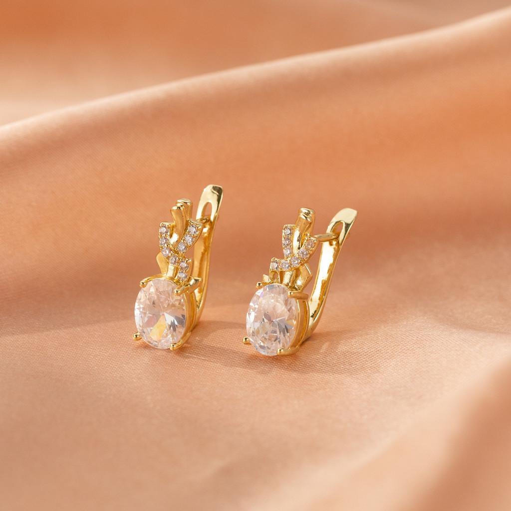 

Zircon Highend Copper Earrings For Women Featuring Modern Geometric Shape