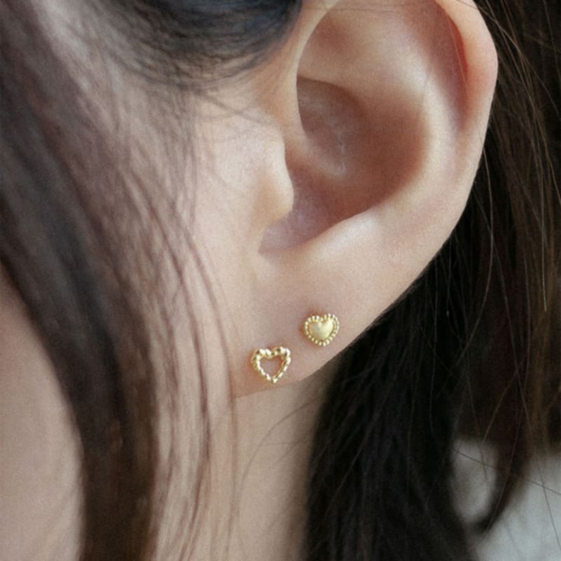 Youngglow 14k Plumpy Heart Piercing