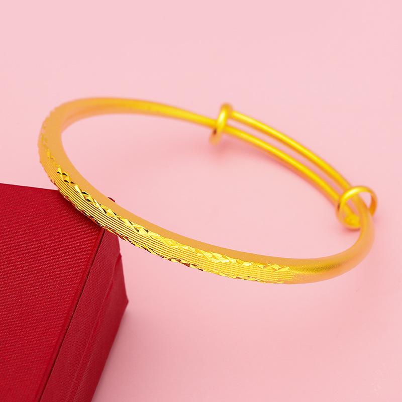 Vietnamese Carved Flower Gold Push-Pull Bangle, Frosted Rhombus Design for Women