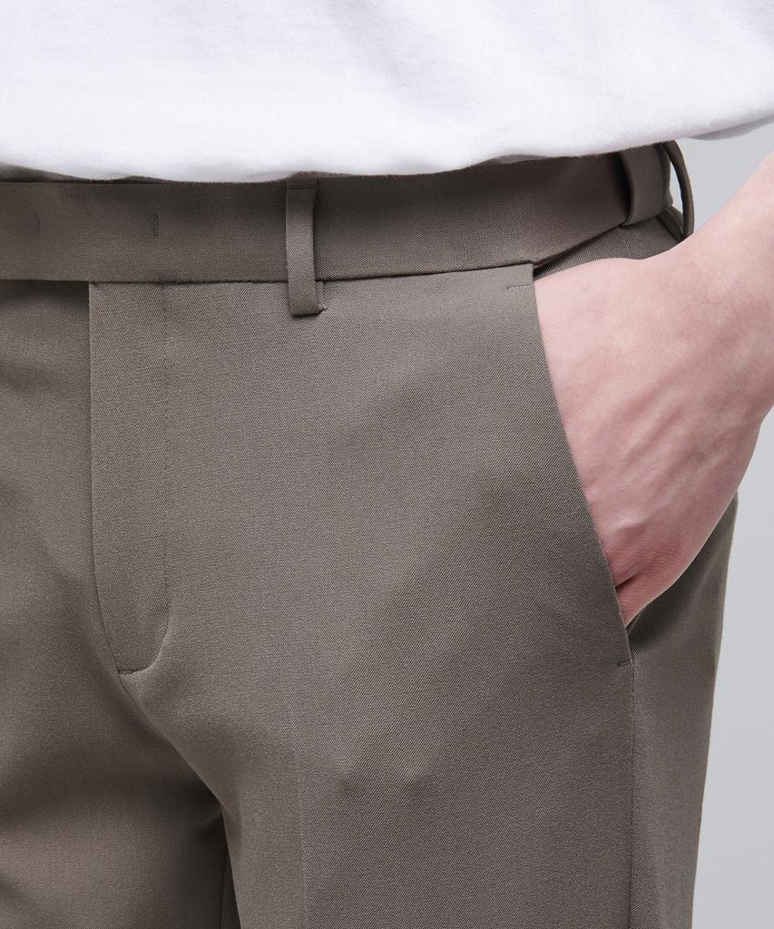 MUSINSA STANDARD Skinny Hidden Elastic Waist Crop Slacks [Dusty Beige]