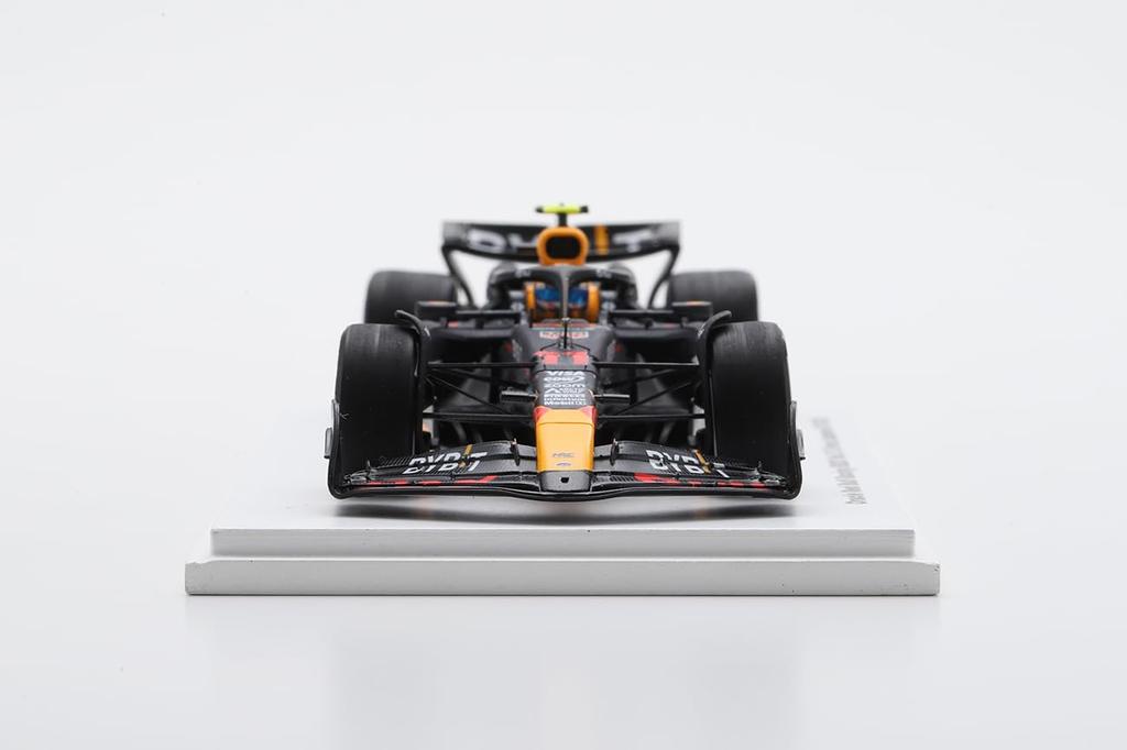 Suzuka Circuit 2024 FORMULA 1 JAPANESE GRAND PRIX Scale Miniature Car Red Bull Racing Sergio [SUZUKA CIRCUIT] [Official] 1/43 (ORACLE NO.11 Perez)