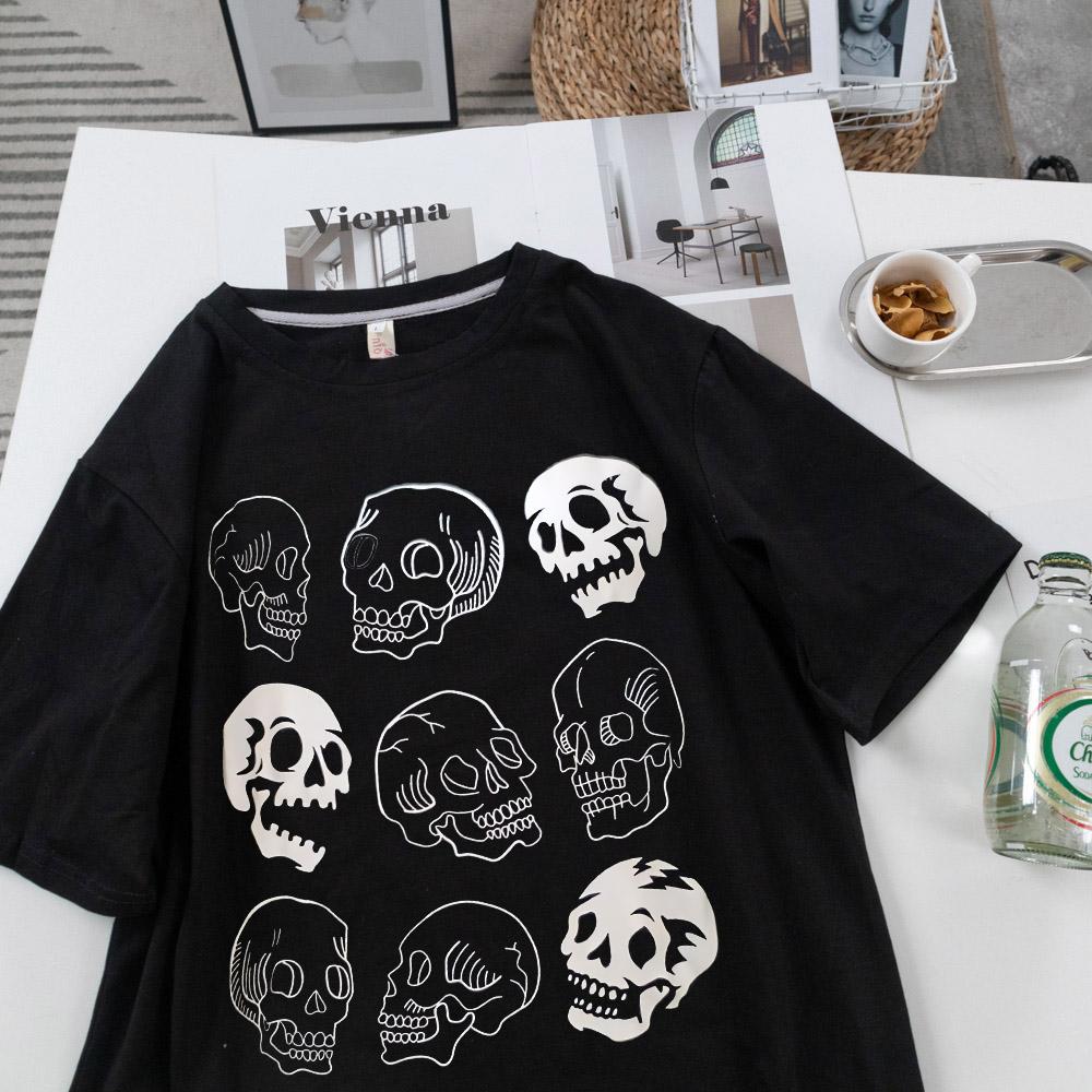 Gothic Women's T-Shirt Skeleton Print Grunge Aesthetic Goth T Shirt Dark Edgy Fashion Streetwear Graphic Tee Unisex Couple Tops
