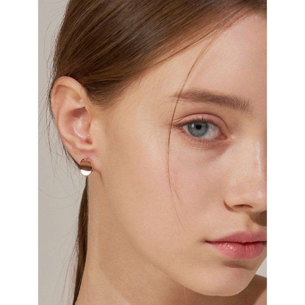 14K Oval One-Touch Earrings (Gold Filled)