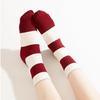 ALLTOOALL Chaussettes Mi-Mollet à Nœud pour Femmes Printemps Automne Rayées Rouges Coton Mode Féminine Décontracté Respirantes Chaussettes Nouvel An