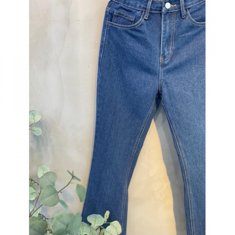 C S In The Room Bop Daily Semi bootCut jeanS Color One
