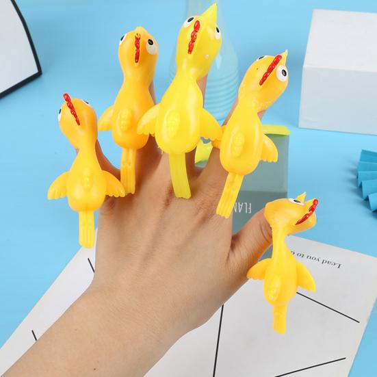 10Pcs Flying Chicken Catapult Rubber Chicken Finger Catapult Stretchy Chicken Shooter for Kids Indoor Outdoor
